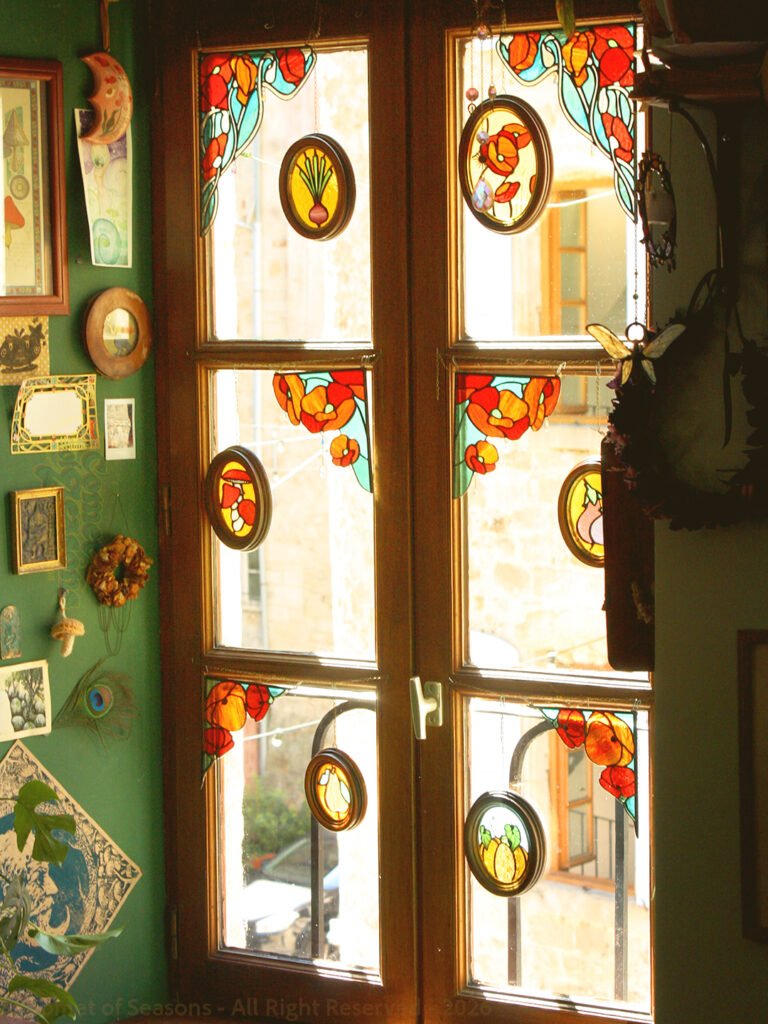 Vitraux art nouveau Comet of Seasons